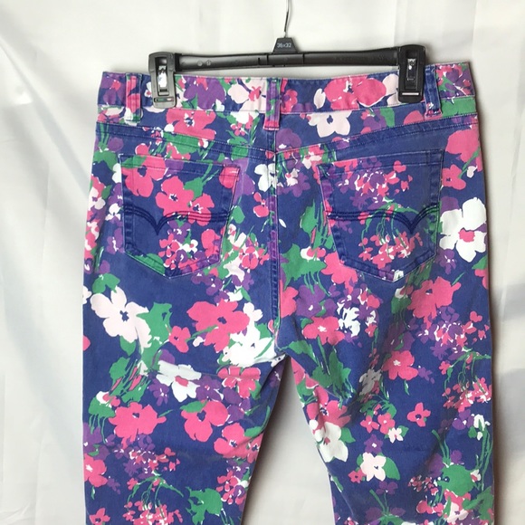 Vineyard vines floral ankle jeans size 10 - Picture 6 of 8